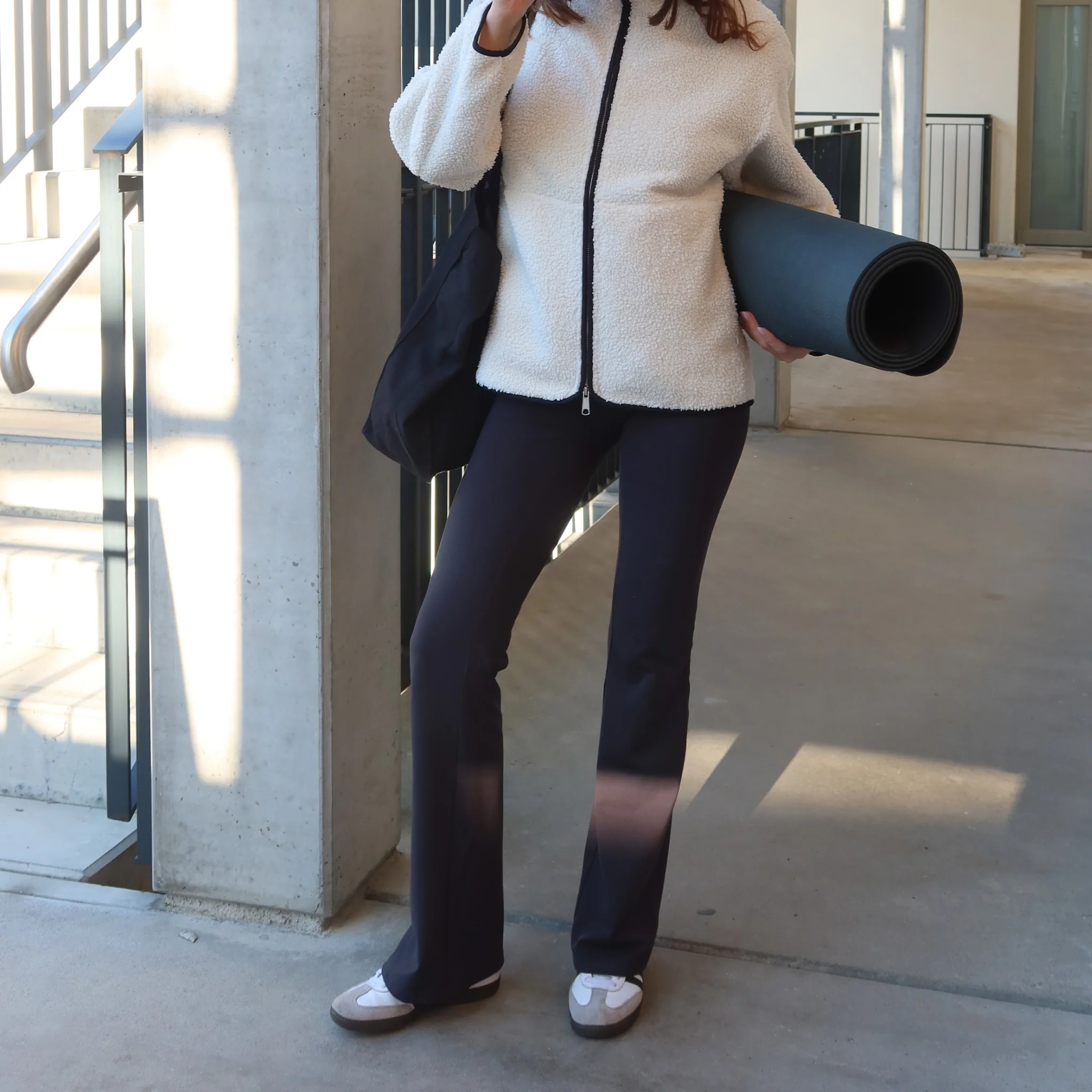 Asana Flared Legging - Image 9