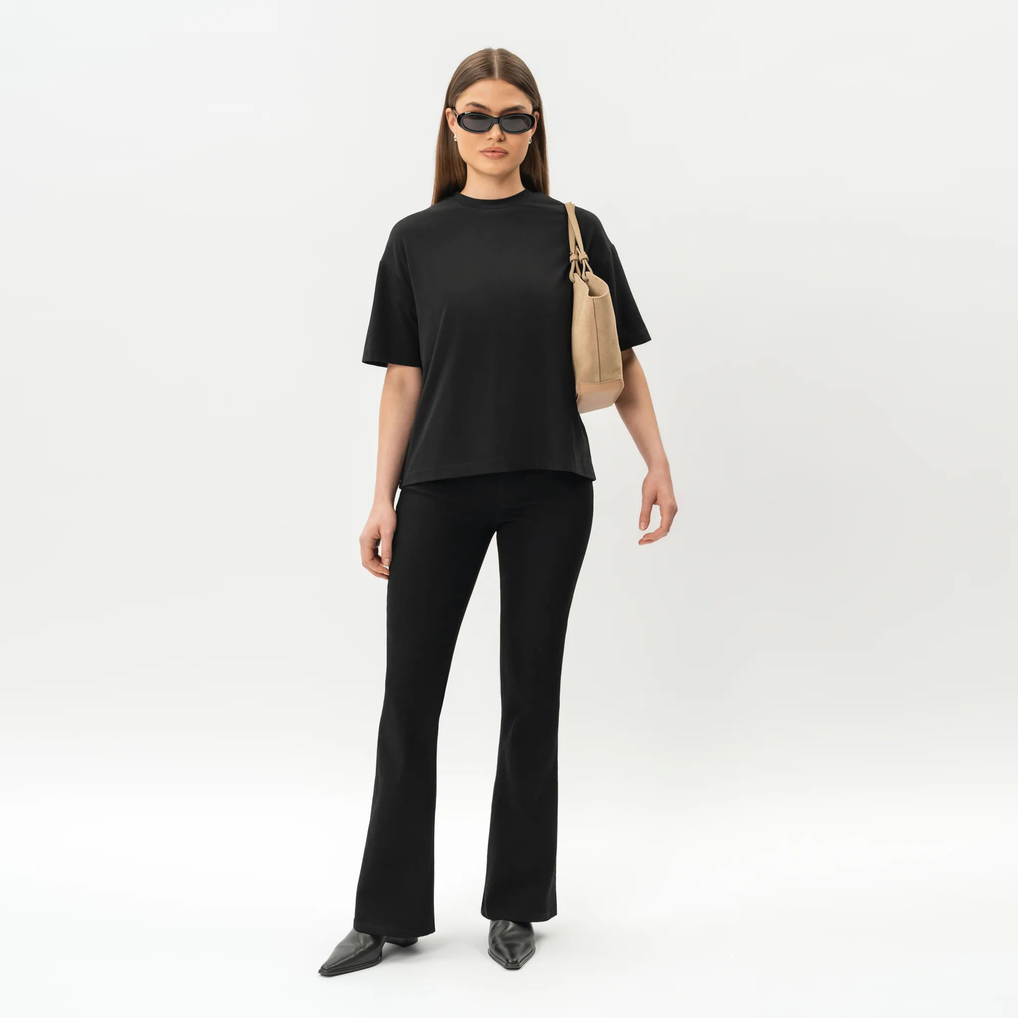 Bootcut ComfortDenimâ„¢ Jeans - Image 7