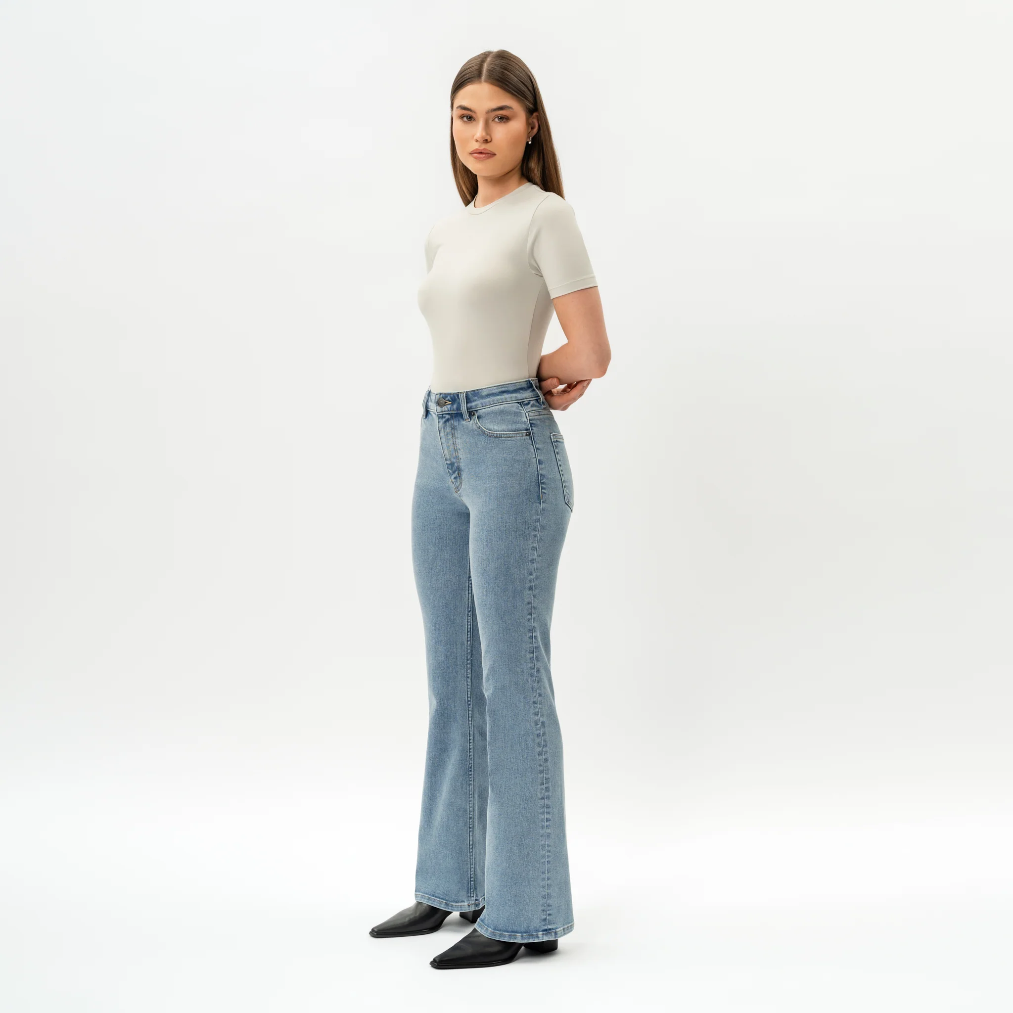 Bootcut ComfortDenimâ„¢ Jeans - Image 7