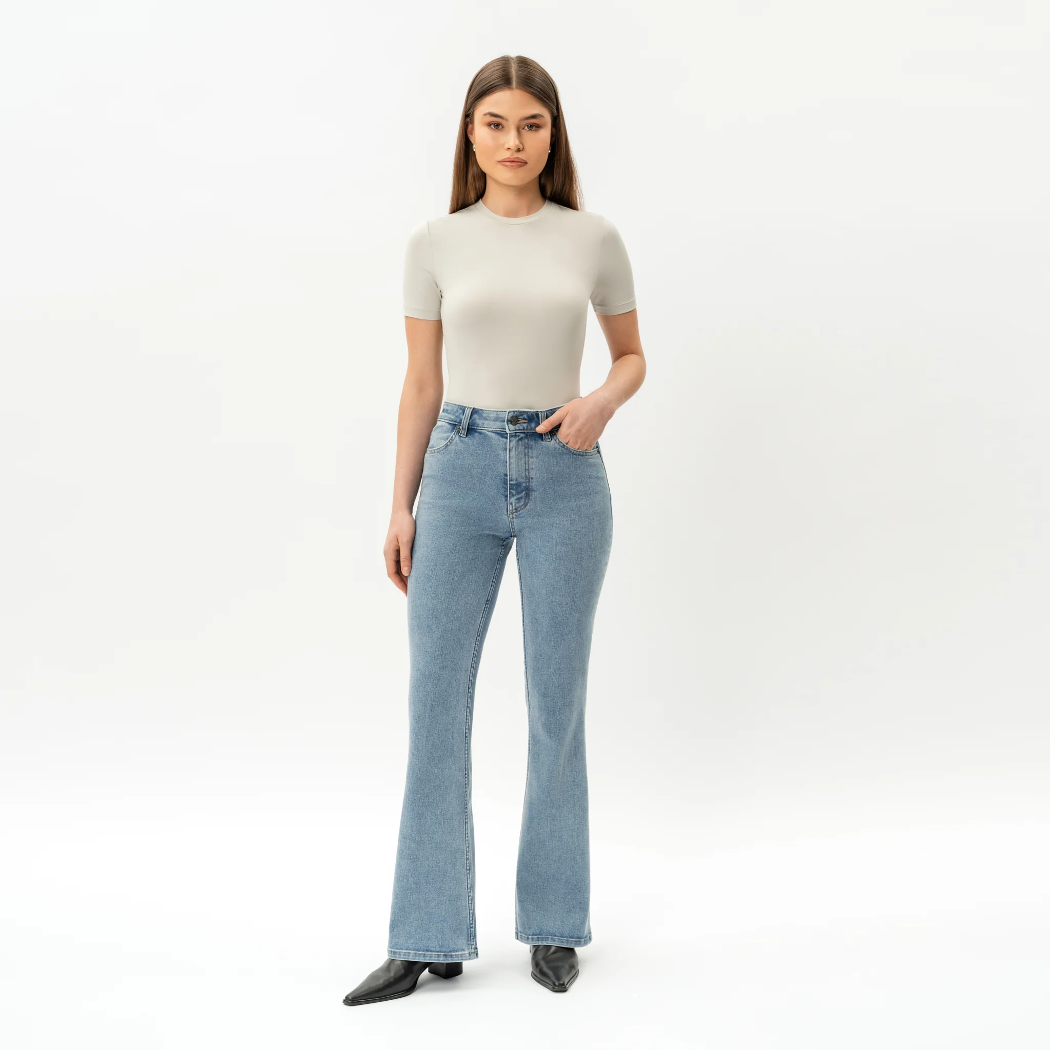 Bootcut ComfortDenimâ„¢ Jeans - Image 8