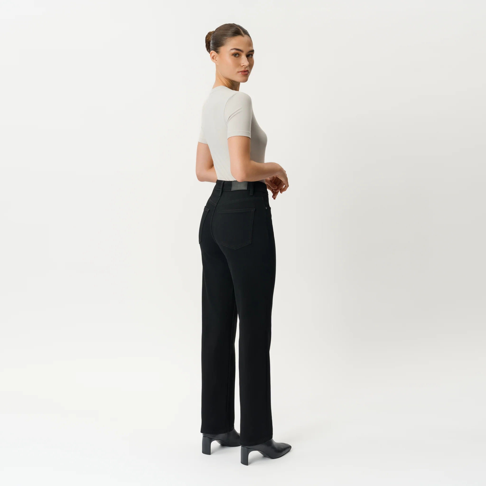 Classic Straight ComfortDenimâ„¢ Jeans - Image 4