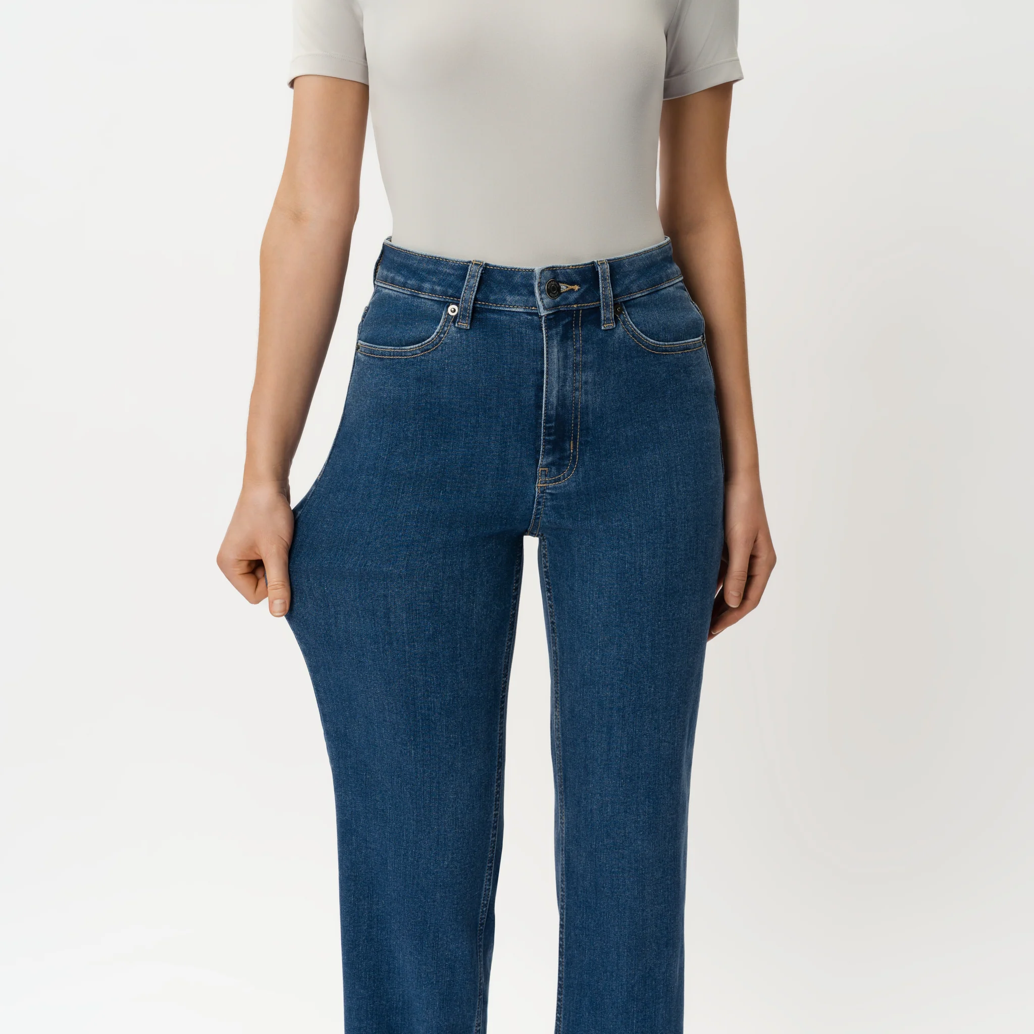 Classic Straight ComfortDenimâ„¢ Jeans - Image 4