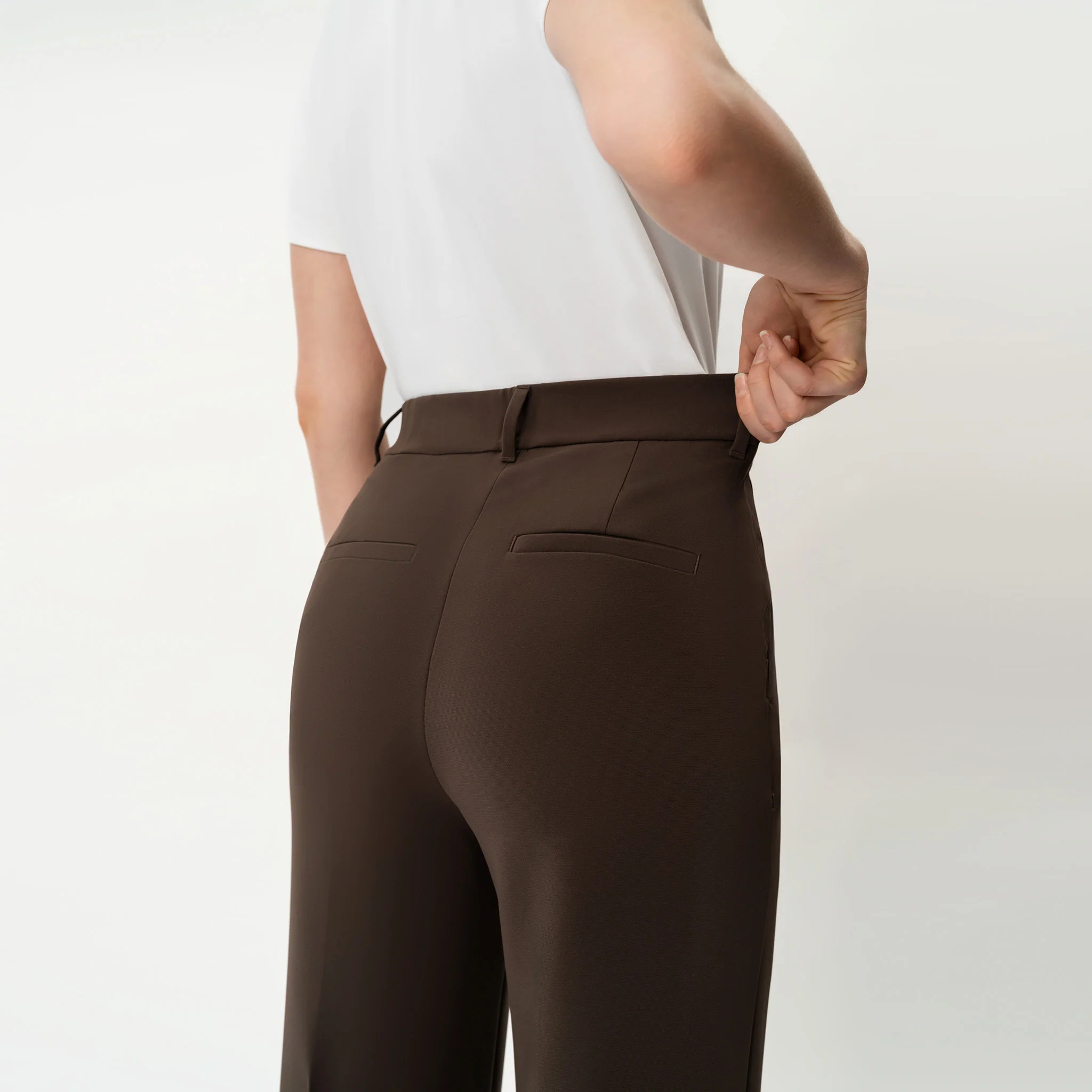 Crepe Relaxed Trouser - Image 3