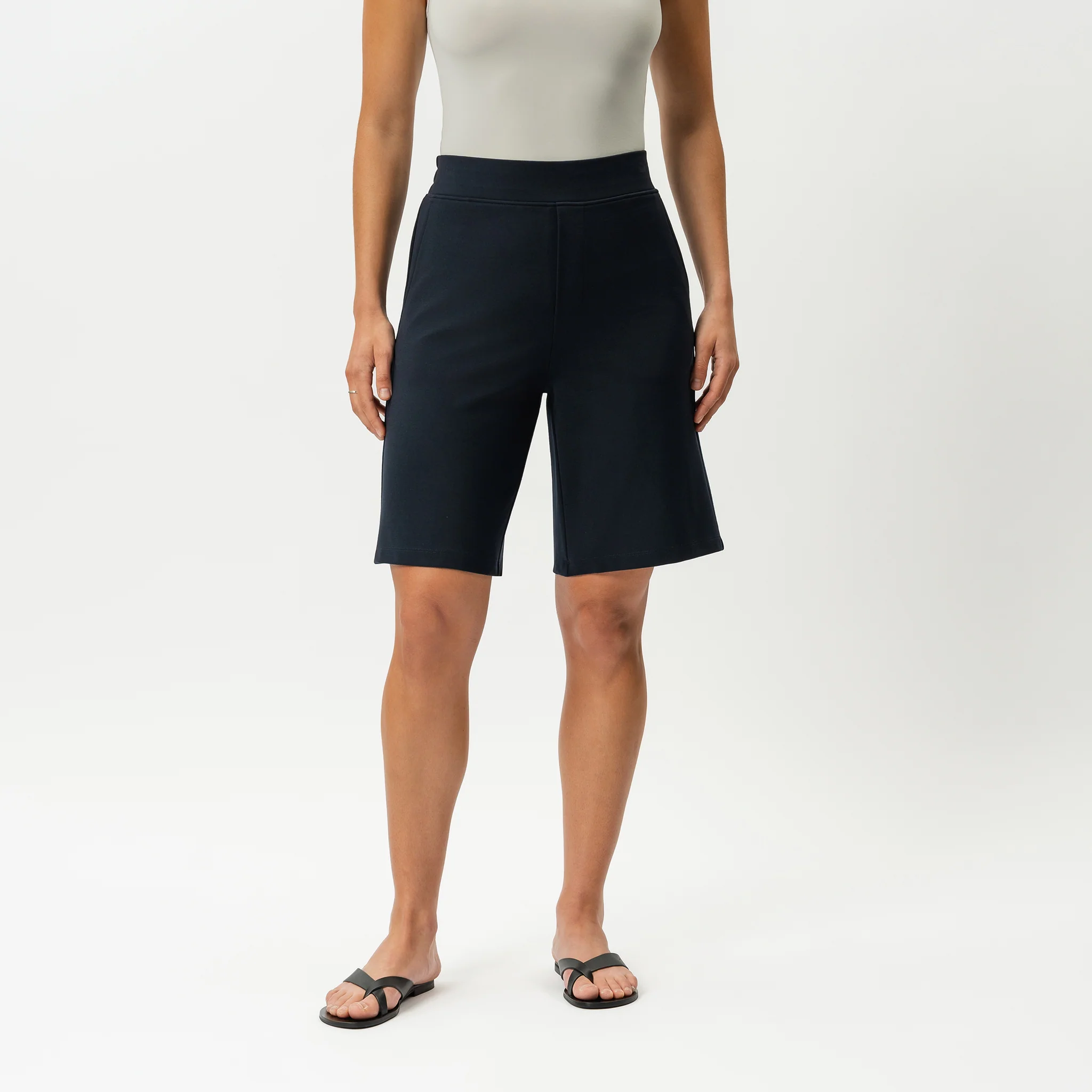Light Ponte Shorts - Image 27