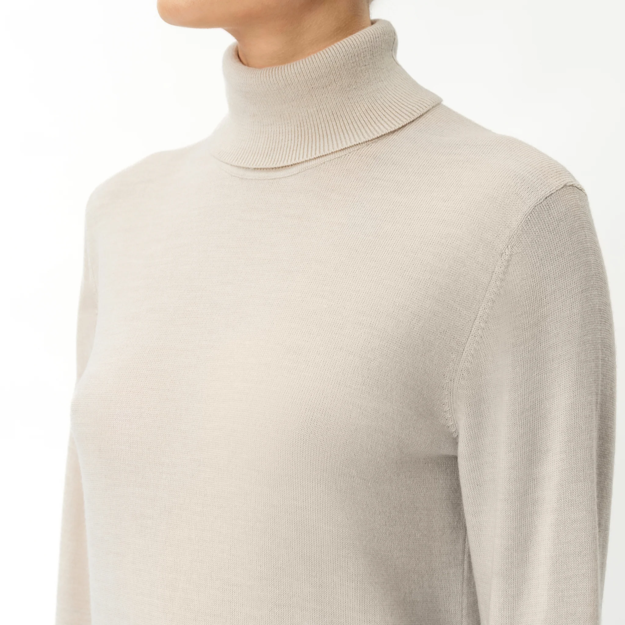 Merino Wool Relaxed Turtleneck - Image 2