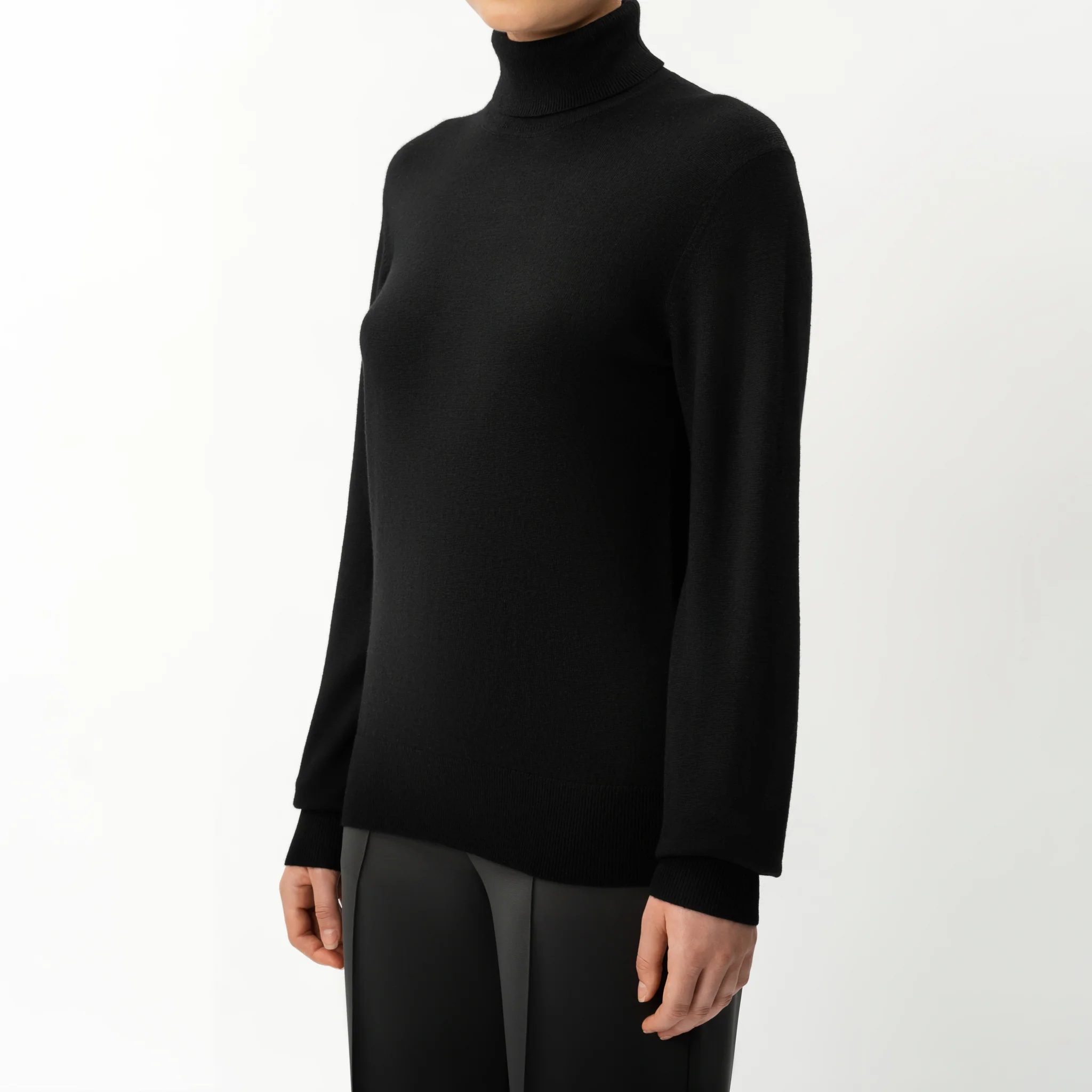 Merino Wool Relaxed Turtleneck - Image 2