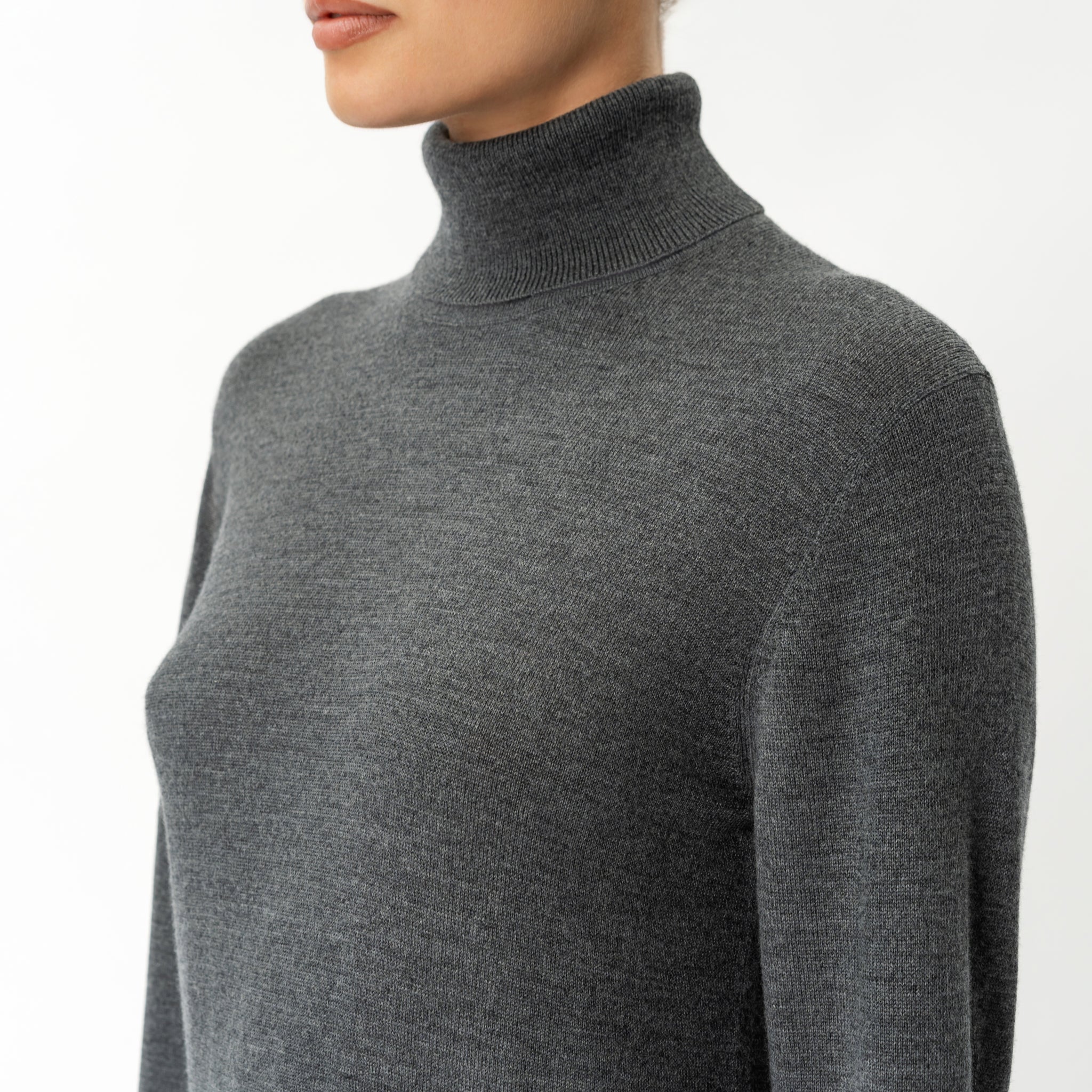 Merino Wool Relaxed Turtleneck - Image 2