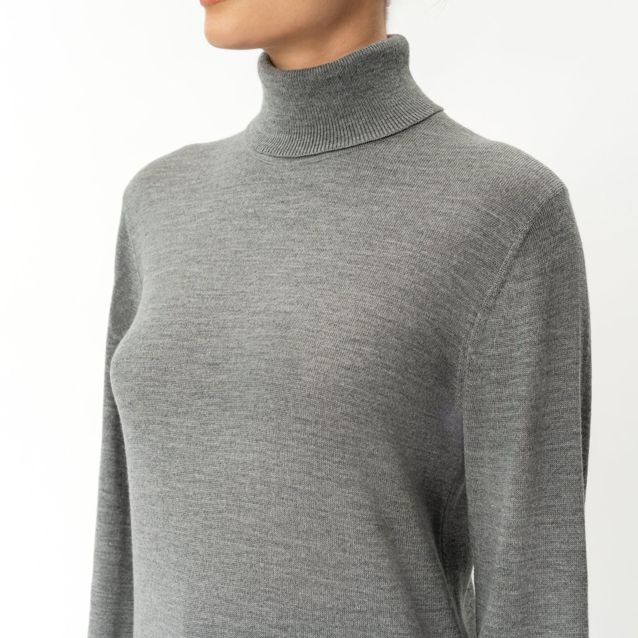 Merino Wool Relaxed Turtleneck - Image 2