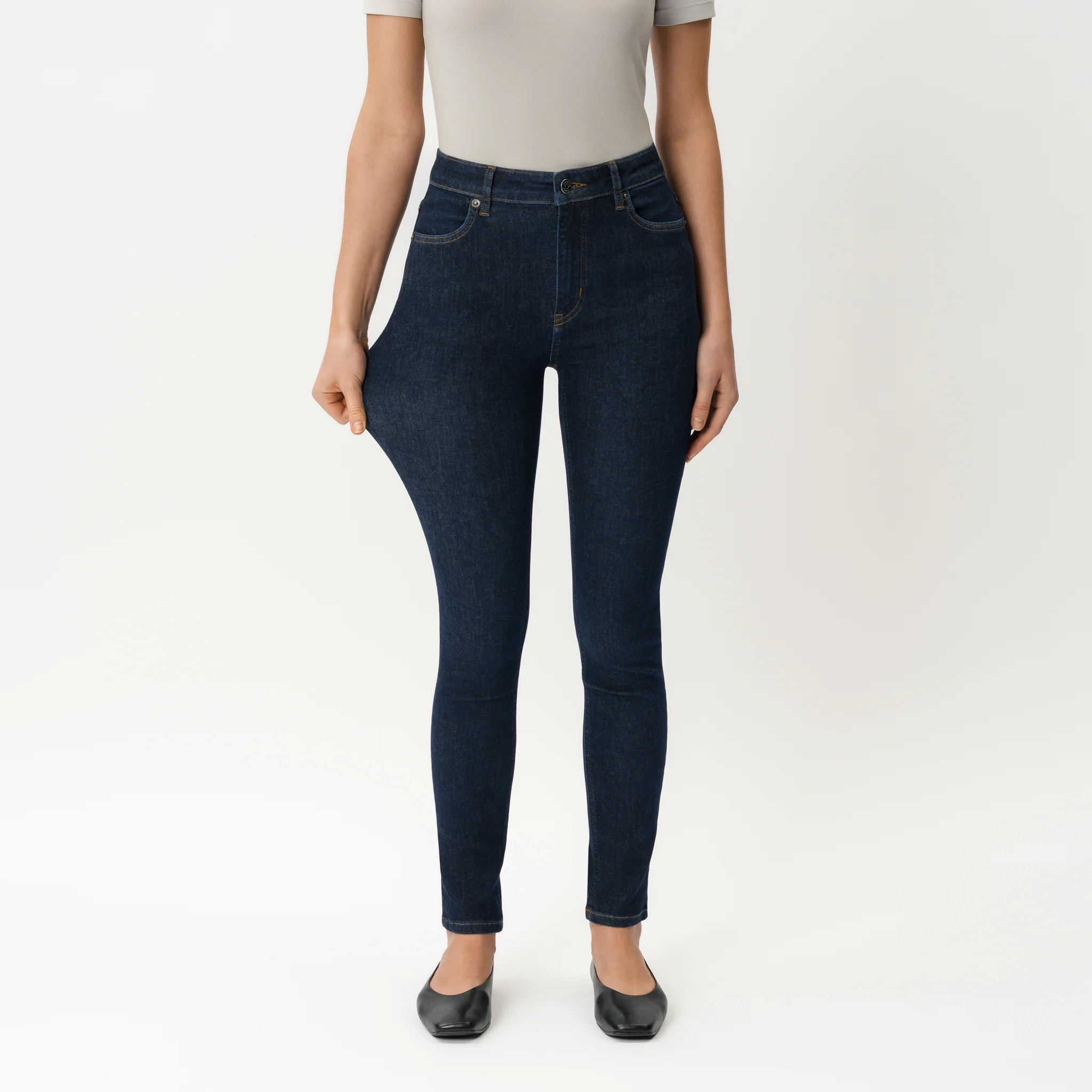 Skinny ComfortDenimâ„¢ Jeans - Image 4