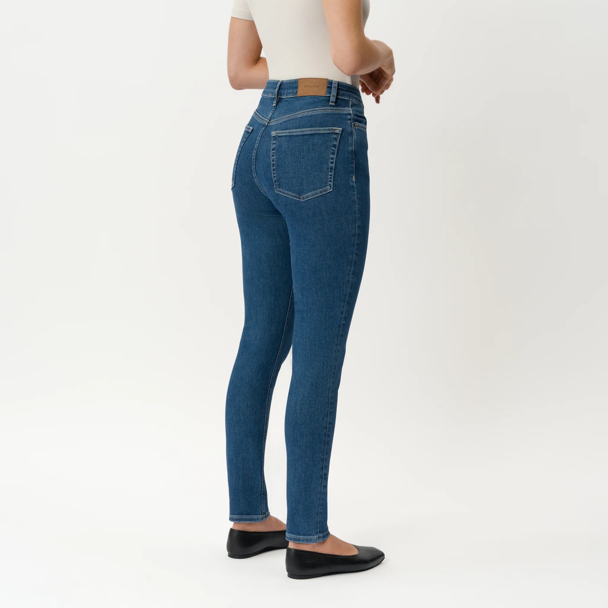 Skinny ComfortDenimâ„¢ Jeans - Image 5