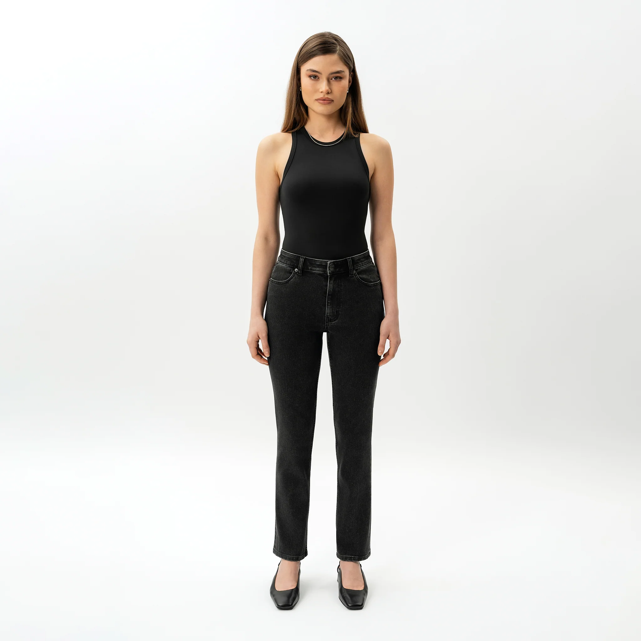 Slim ComfortDenimâ„¢ Jeans - Image 10