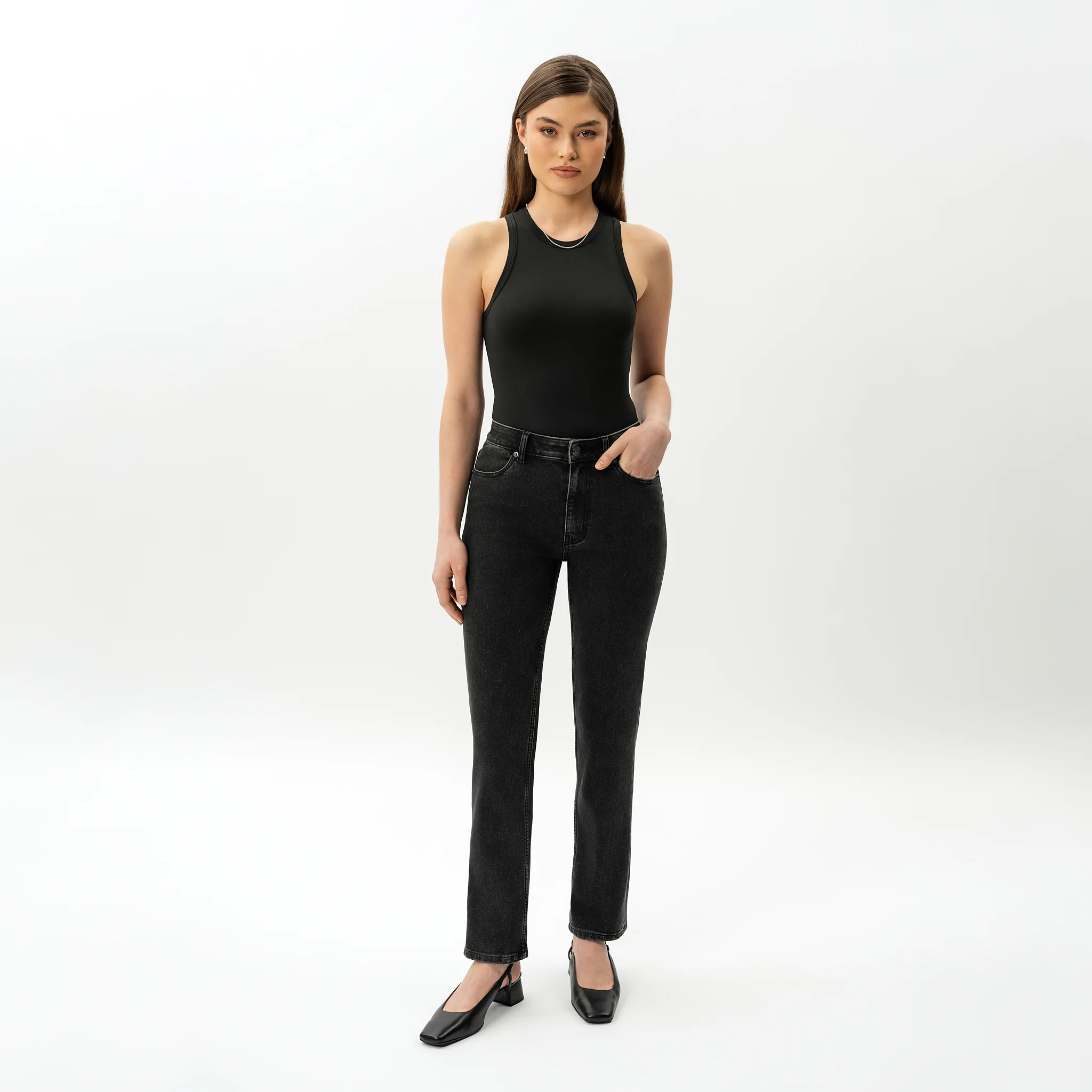 Slim ComfortDenimâ„¢ Jeans - Image 5