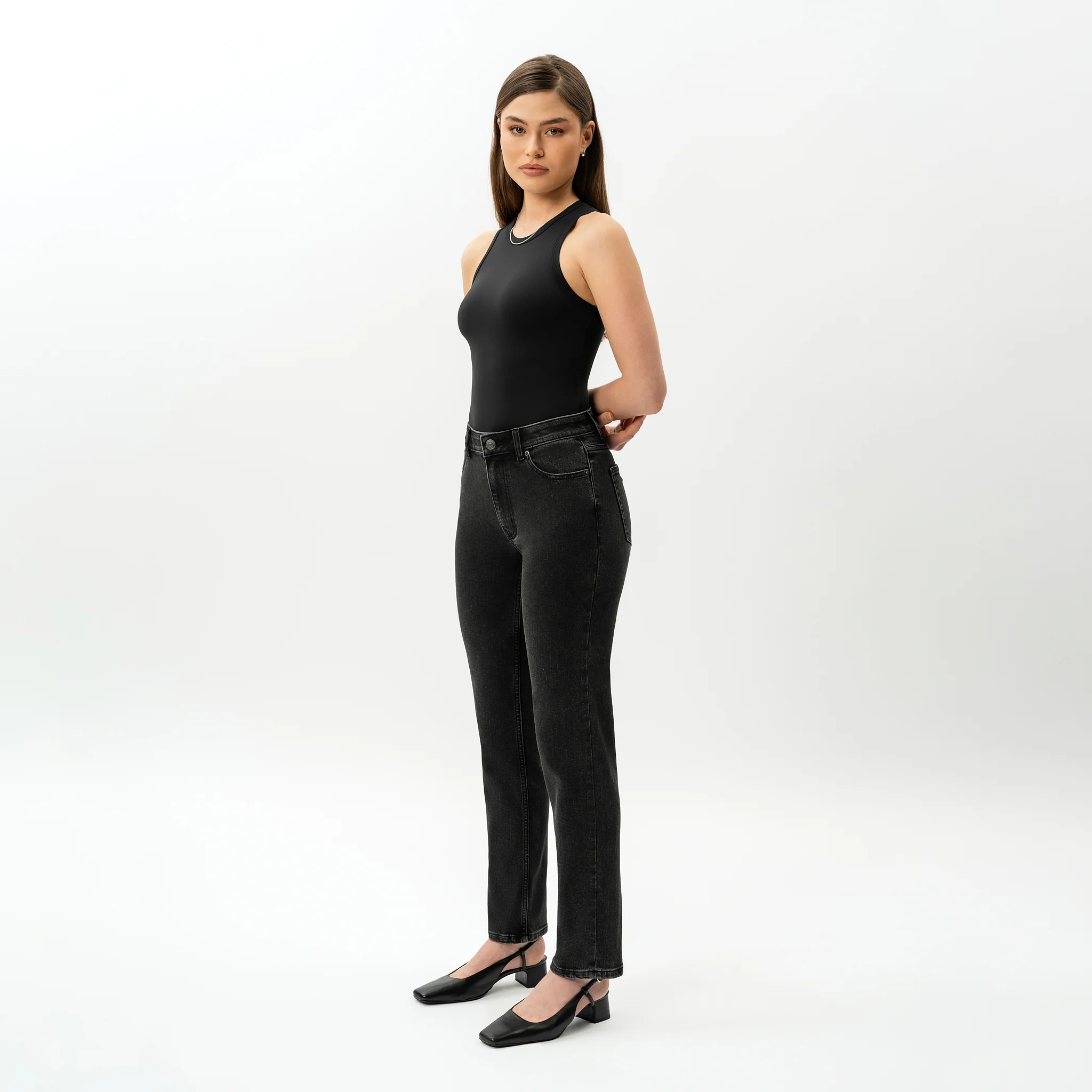 Slim ComfortDenimâ„¢ Jeans - Image 6